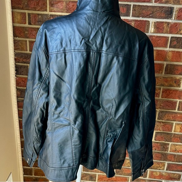 American Rag Women’s Plus Size 3X Black Faux Leather Zip Up Moto Jacket Classic - Picture 6 of 14